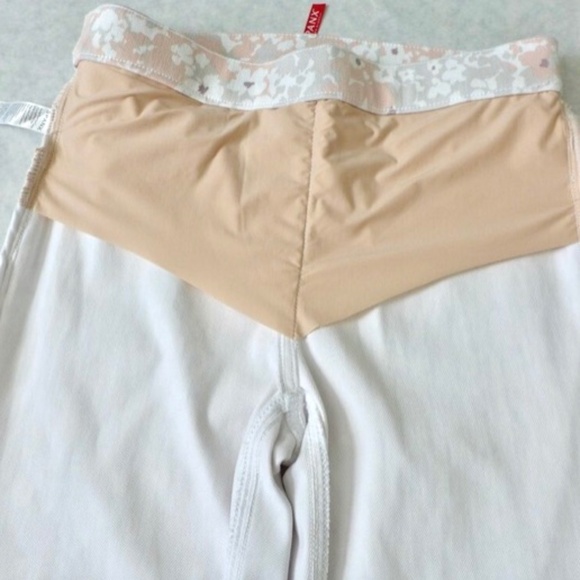 SPANX Cropped Jean-ish Legging #20114R - Picture 6 of 10